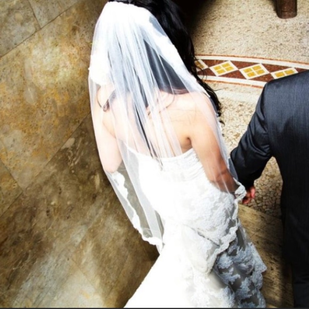 Oleg Cassini Lace Ivory Wedding Veil